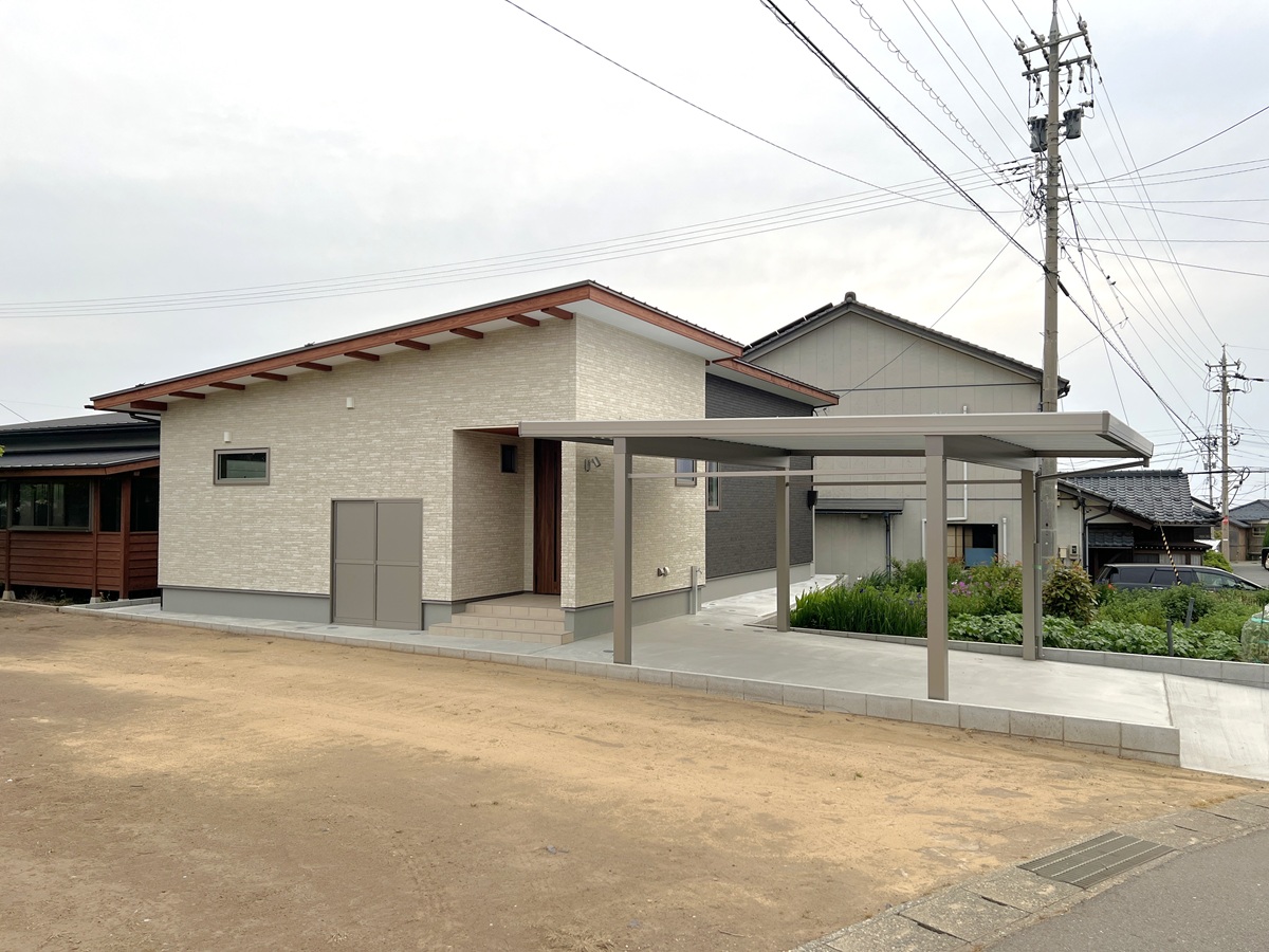 坂井市の小さな平屋